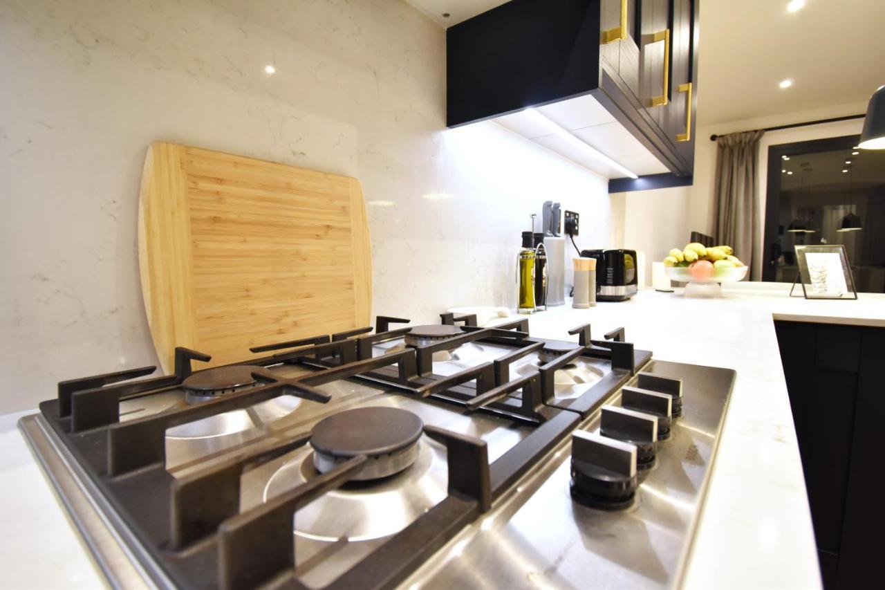 Stunning 3 Bed Apartment London Luaran gambar